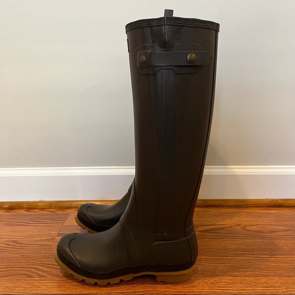 Hunter Rain Boots Original Slim Zip Textured - Chocolate - Size 8 - Picture 4 of 16